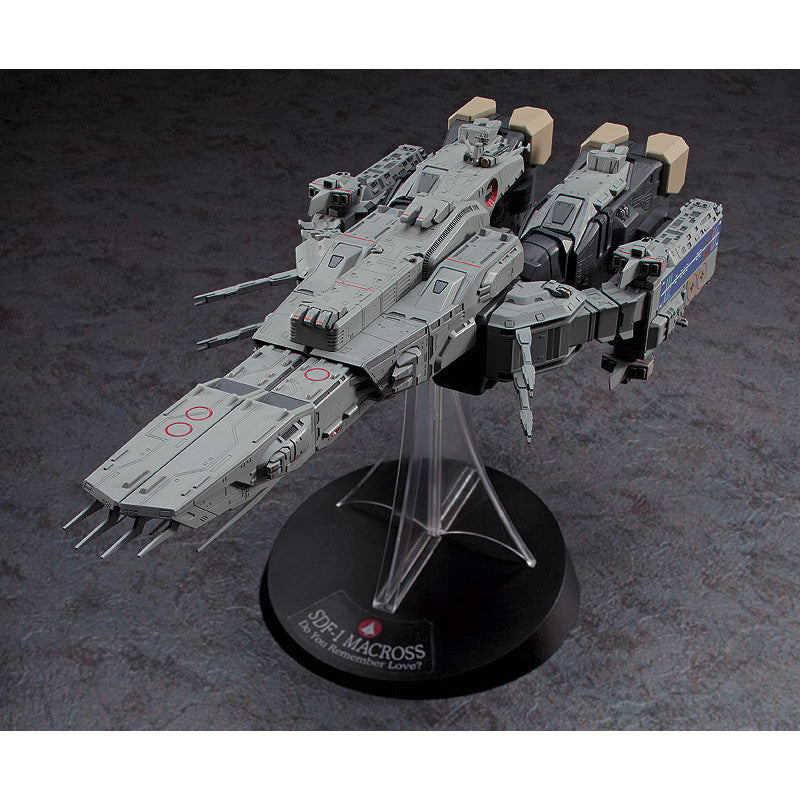 Hsegawa 1/4000 Scale Plastic Model Super Dimension Fortress Macross Do You Remember Love?: SDF-1 Macross Fortress