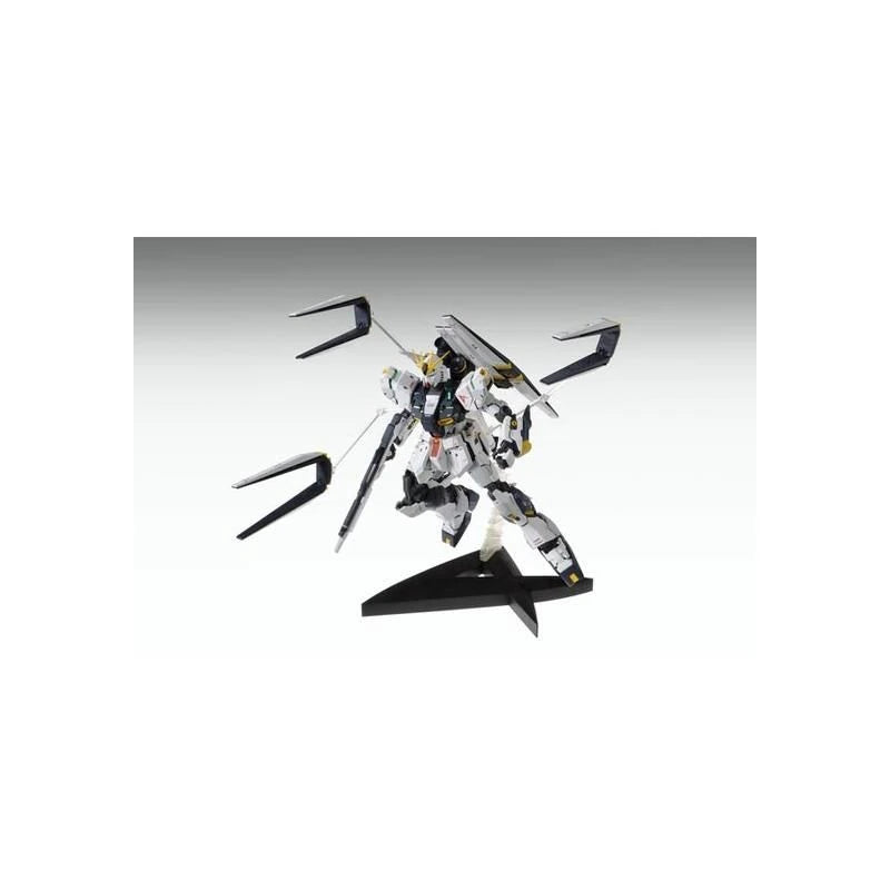 MG 1/100 Plastic Model Mobile Suit Gundam Char's Counterattack : RX-93 ν Gundam