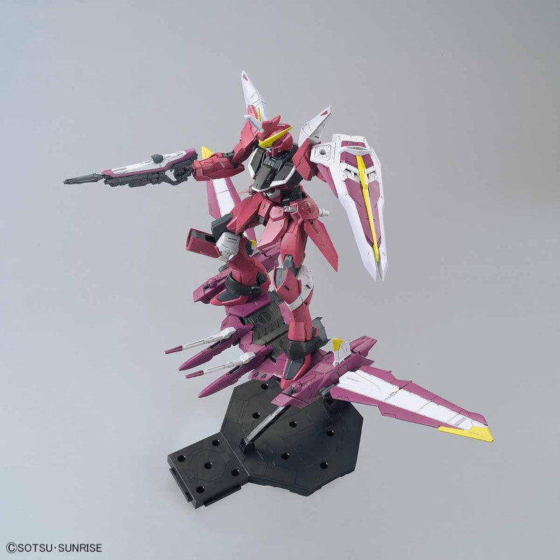 MG 1/100 Plastic Model Mobile Suit Gundam SEED : Justice Gundam