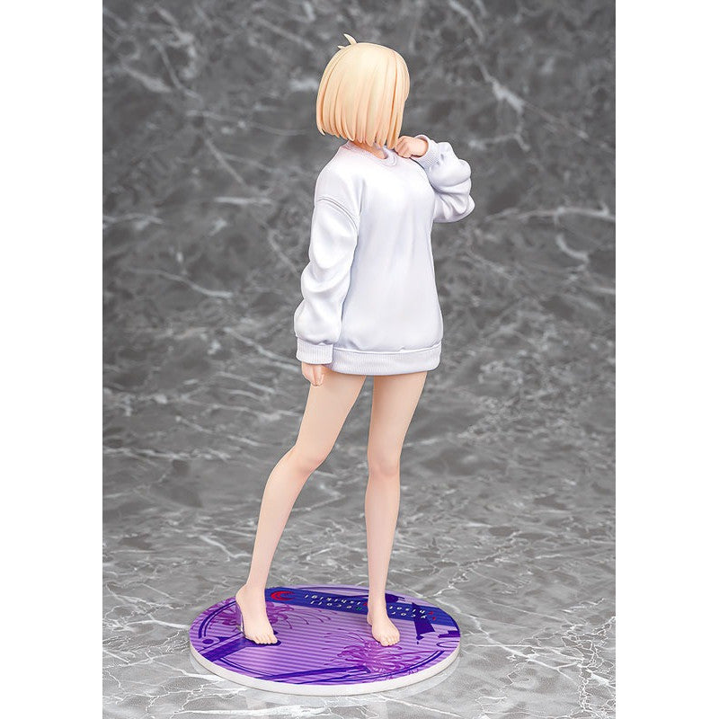 [PRE-ORDER] Phat Company 1/7 Scale Figure Lycoris Recoil : Chisato Nishikigi Oversized Sweatshirt Ver.
