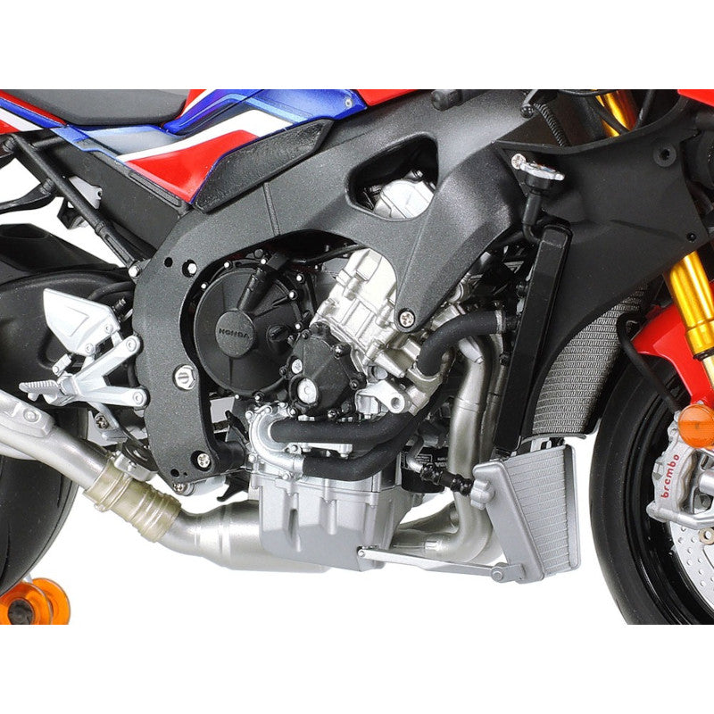 TAMIYA 1/12 Plastic Model : CBR1000RR-R FIREBLADE SP