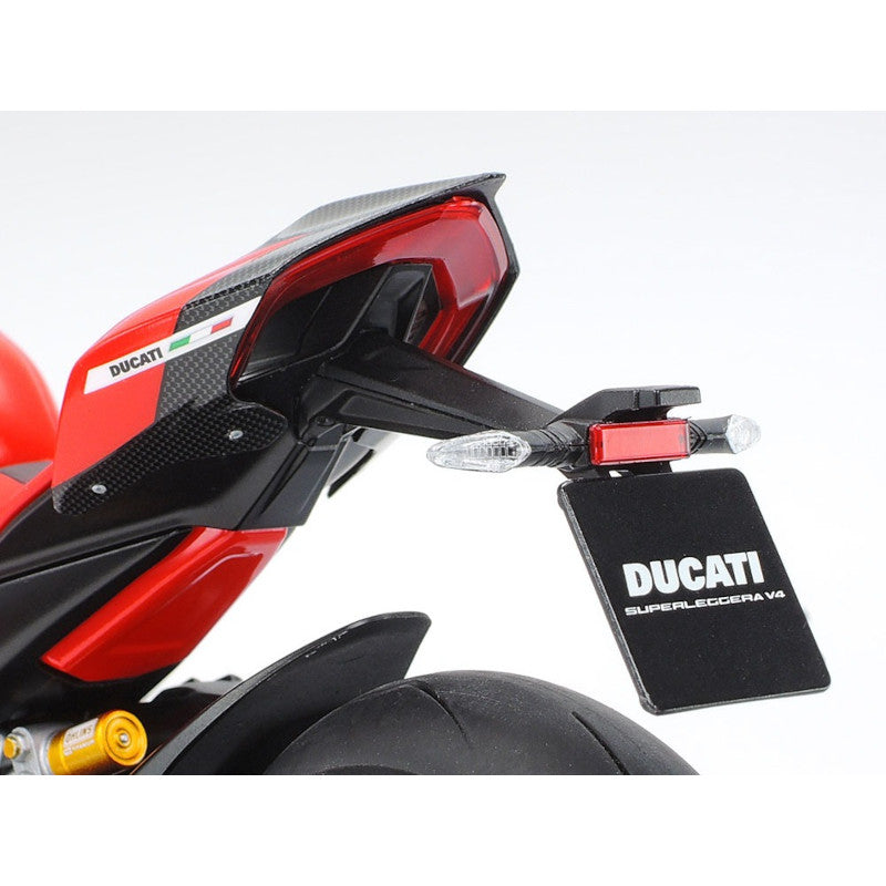 TAMIYA 1/12 Plastic Model : DUCATI SUPERLEGGERA V4