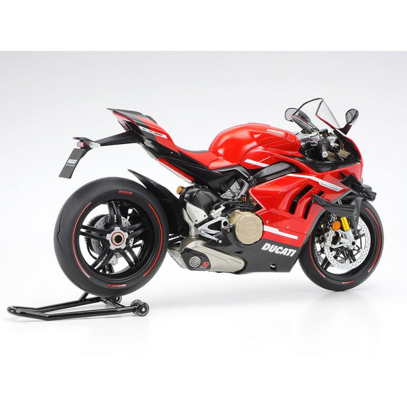 TAMIYA 1/12 Plastic Model : DUCATI SUPERLEGGERA V4