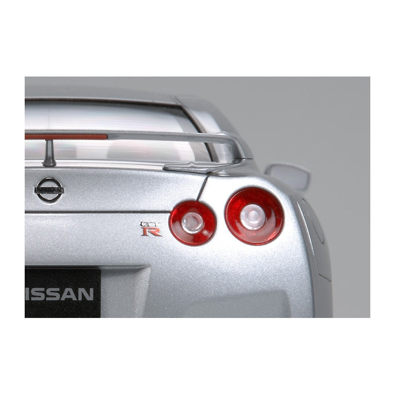 TAMIYA 1/24 Plastic Model : NISSAN GT-R (R35)