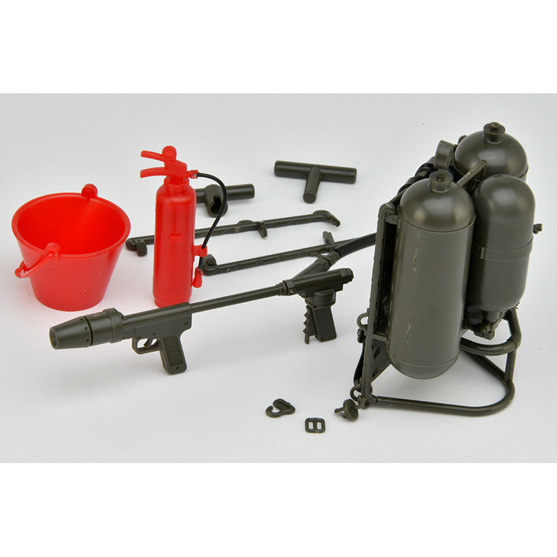 Tomytec 1/12 Scale Plastic Model : LittleArmory [LA101] Flamethrower M2 Type