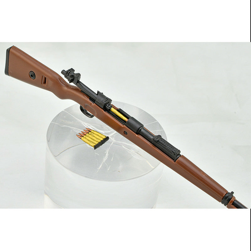 Tomytec 1/12 Scale Plastic Model : LittleArmory [LA105] Kar98K Type