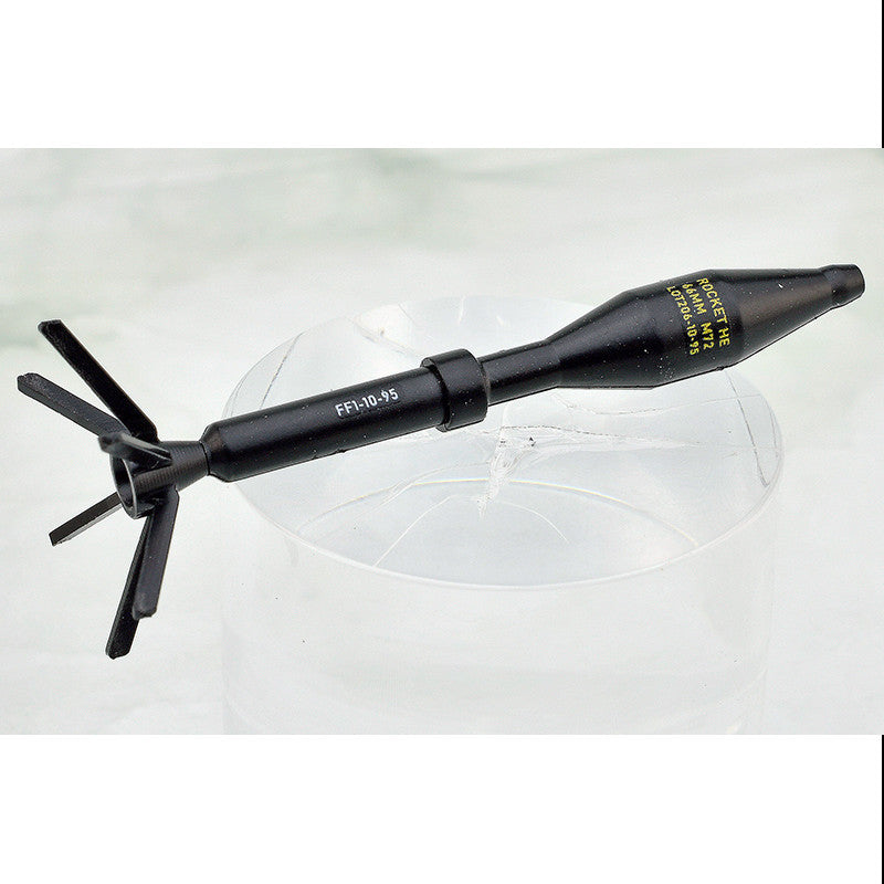 Tomytec 1/12 Scale Plastic Model : LittleArmory [LA106]M72LAW Type