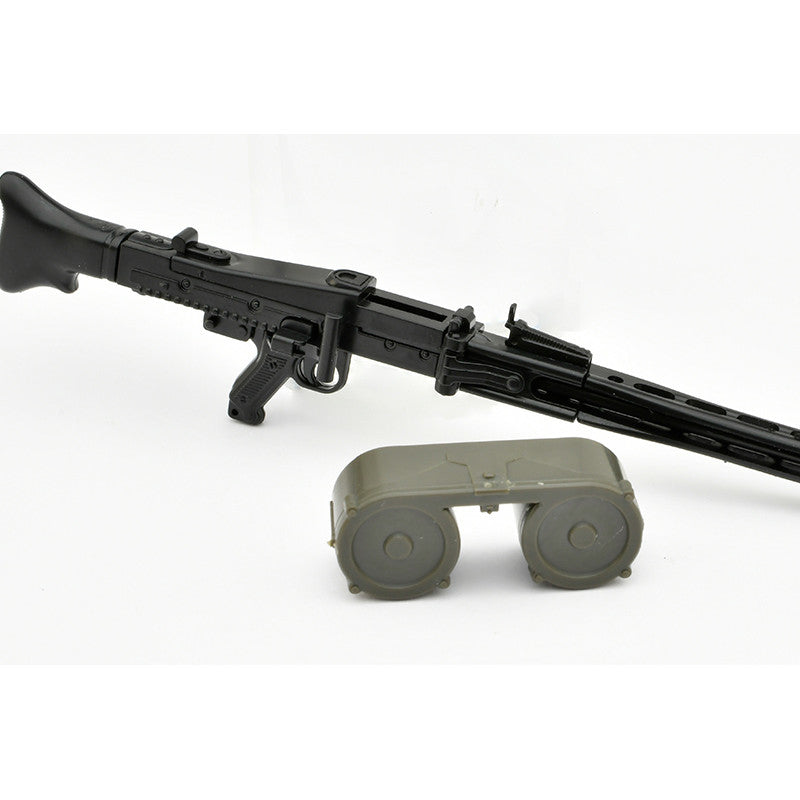 Tomytec 1/12 Scale Plastic Model : LittleArmory [LASW08] "Strike Witches ROAD to BERLIN" MG42S (Eila)