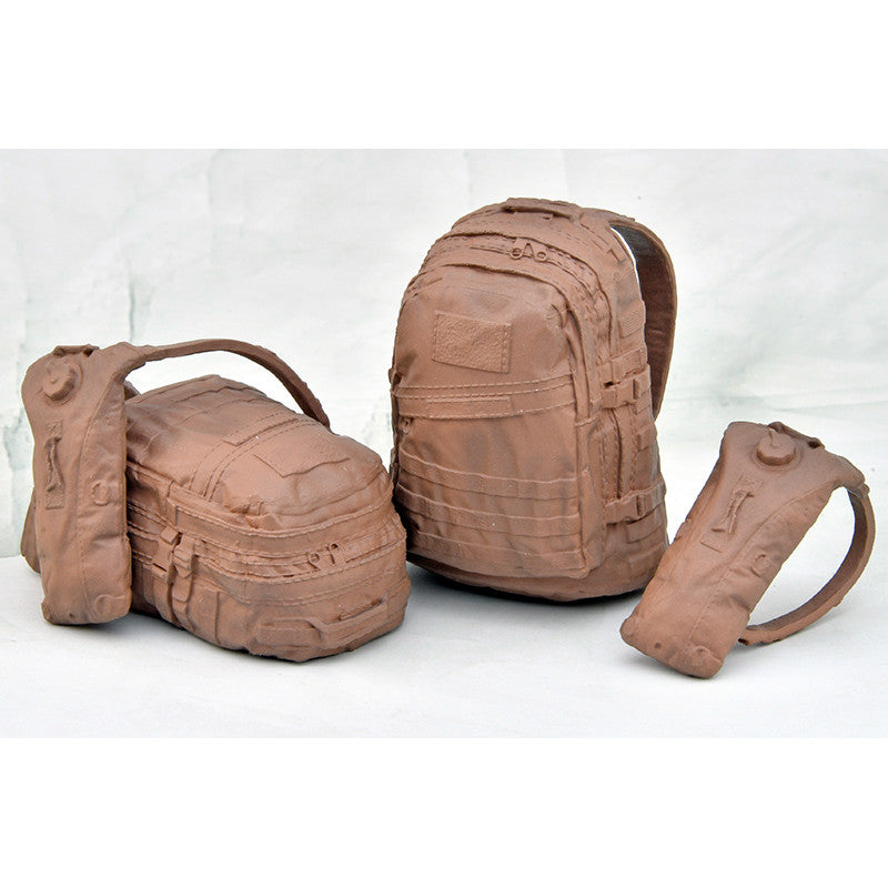 Tomytec 1/12 Scale Plastic Model : LittleArmory [LD036] Backpack Set A Set